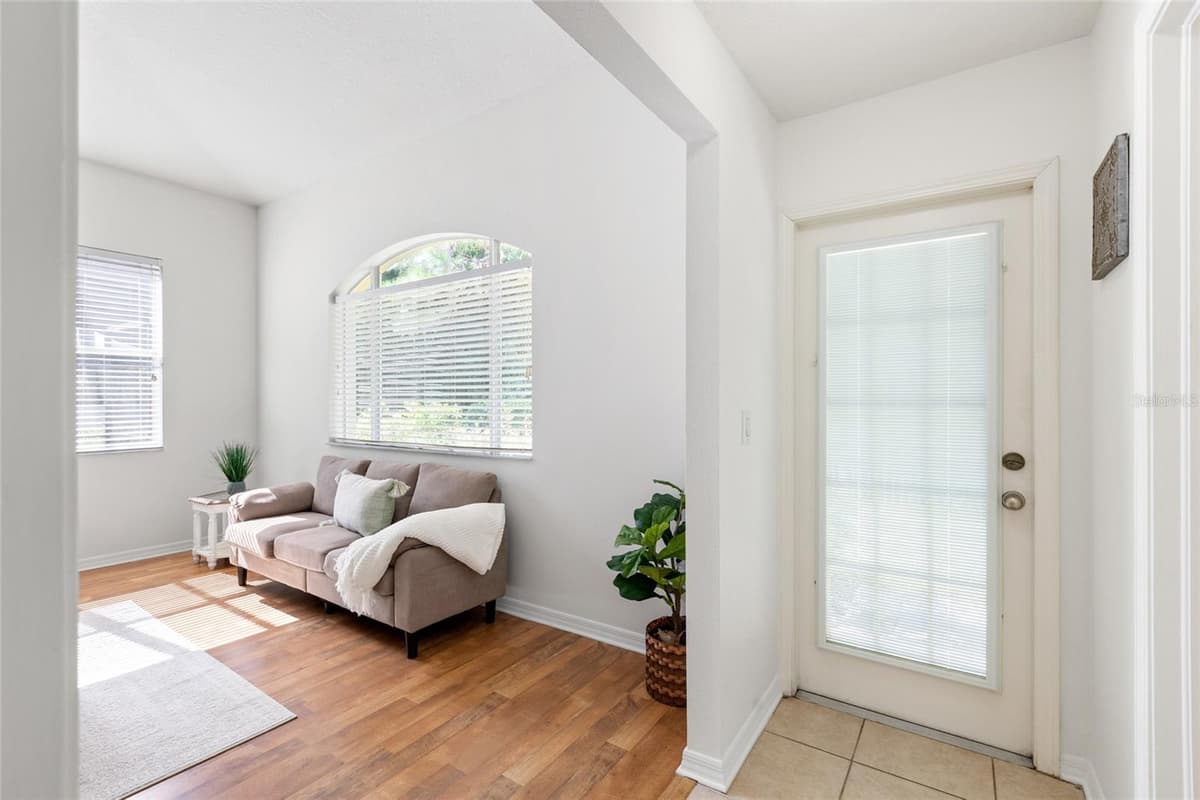 16132 IVY LAKE DRIVE — photo 24 of 61