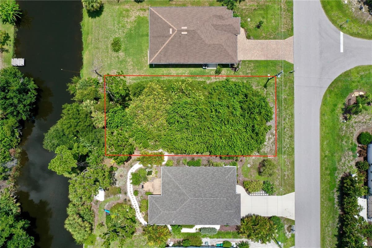182 ALBATROSS ROAD — photo 7 of 26