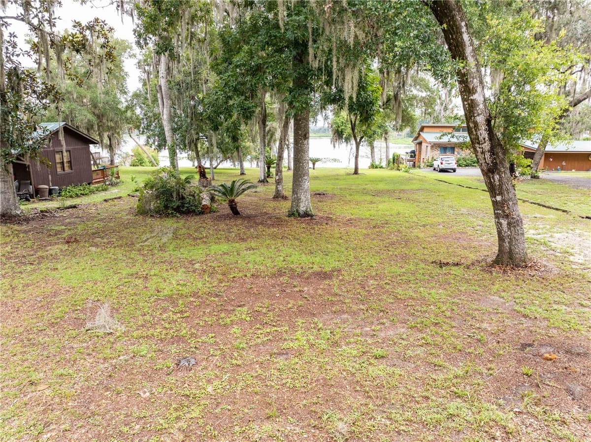 114 LITTLE ORANGE LAKE DRIVE — photo 10 of 16