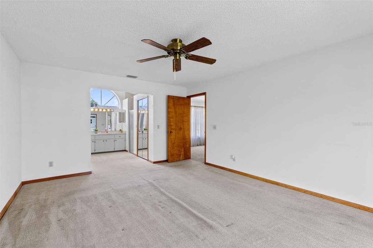 602 VICKSBURG STREET — photo 16 of 31
