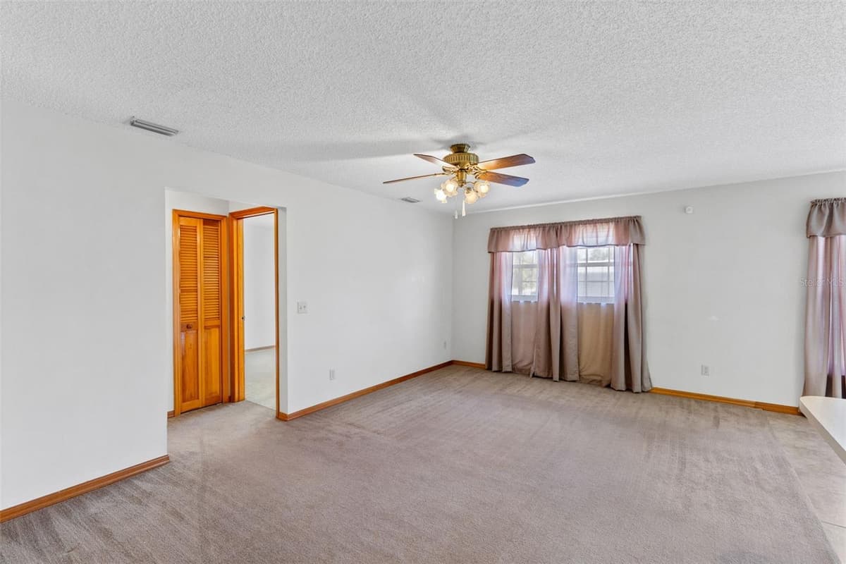 602 VICKSBURG STREET — photo 13 of 31