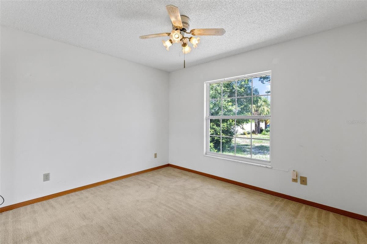 602 VICKSBURG STREET — photo 19 of 31