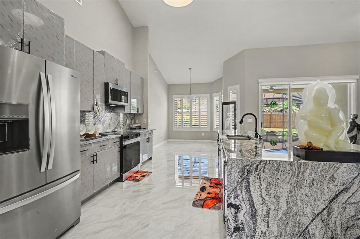1236 HAWTHORNE COVE DRIVE — photo 4 of 32
