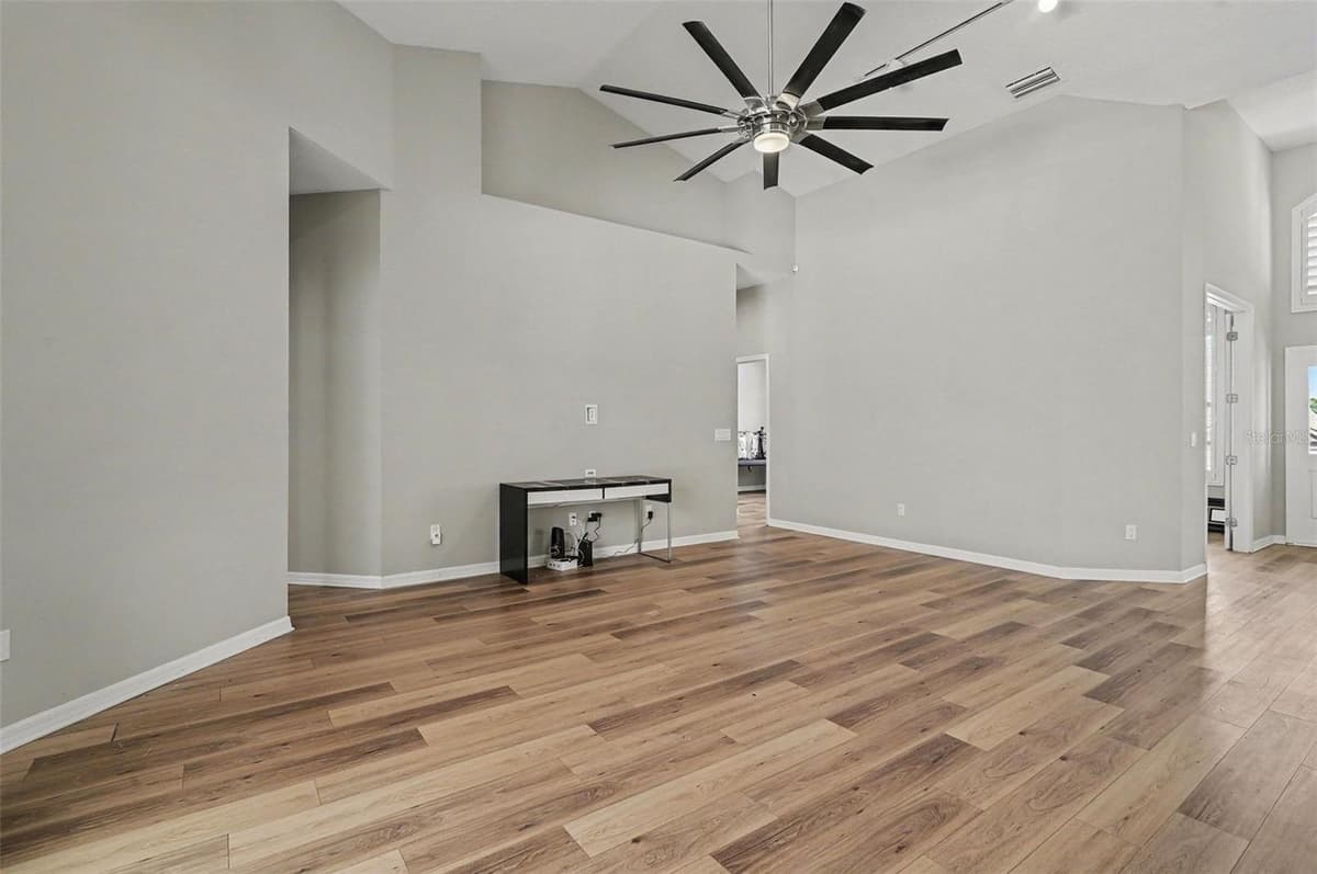 1236 HAWTHORNE COVE DRIVE — photo 9 of 32