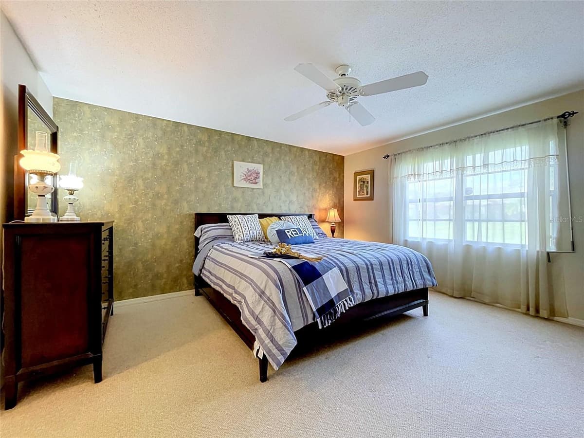 2110 HALCYON DRIVE — photo 36 of 83