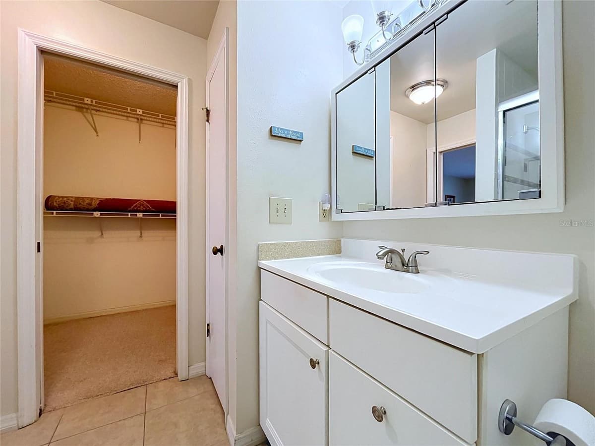 2110 HALCYON DRIVE — photo 48 of 83