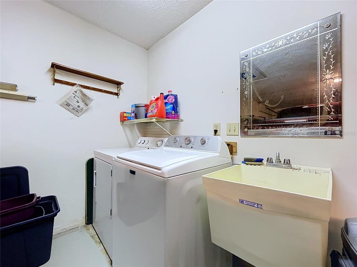 2110 HALCYON DRIVE — photo 49 of 83