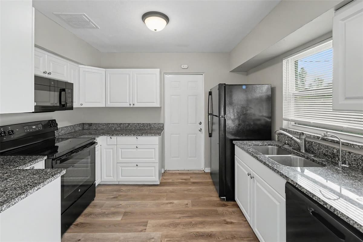 4101 BLUEFISH DRIVE — photo 5 of 15