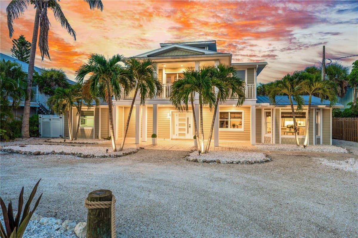 550 GULF BOULEVARD — photo 83 of 84