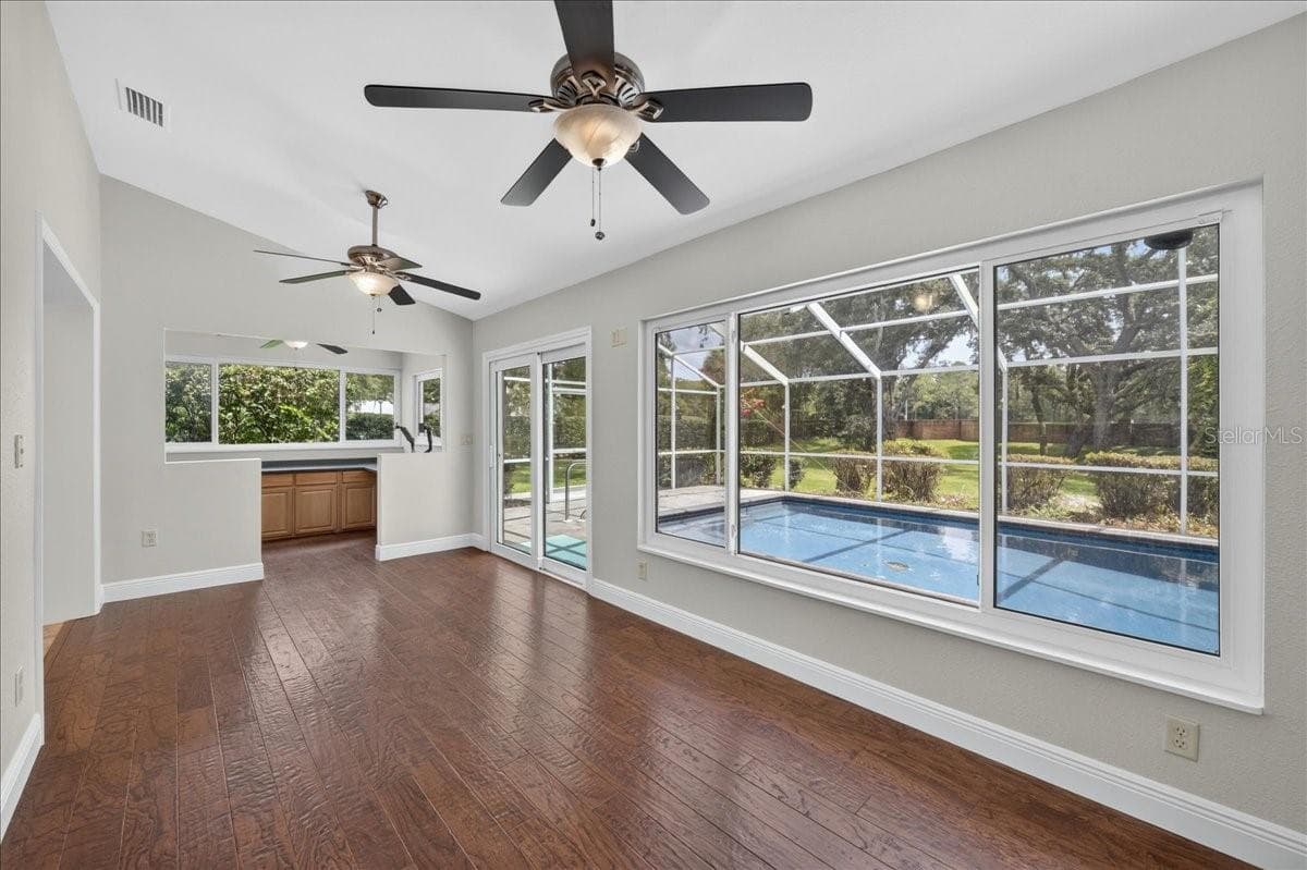 16754 CROSSBILL COURT — photo 17 of 59