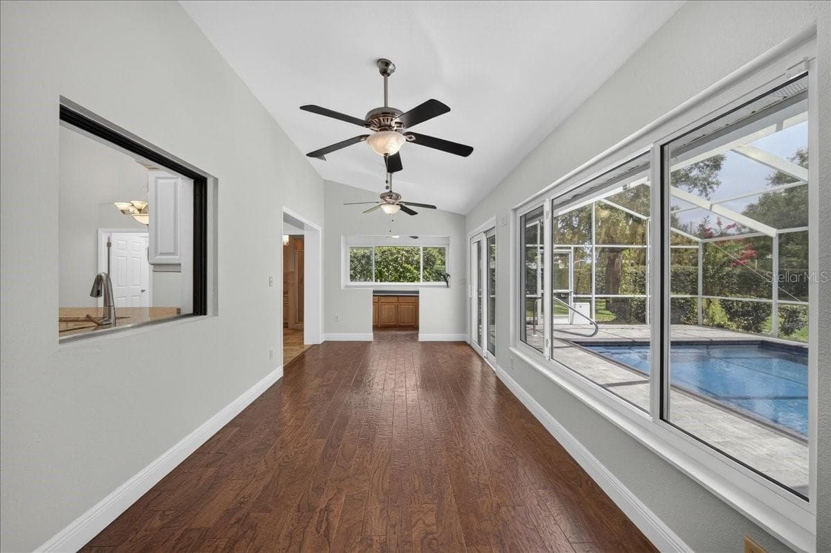 16754 CROSSBILL COURT — photo 16 of 59