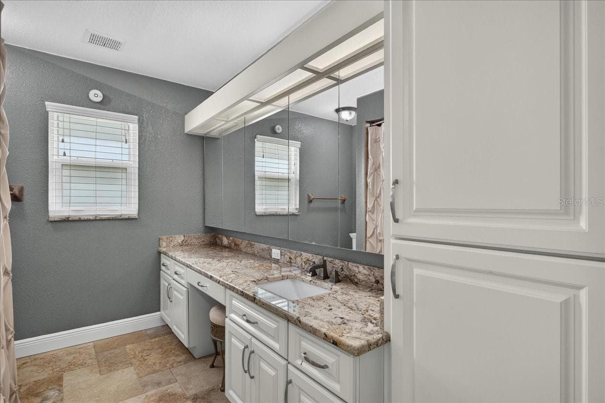 16754 CROSSBILL COURT — photo 32 of 59