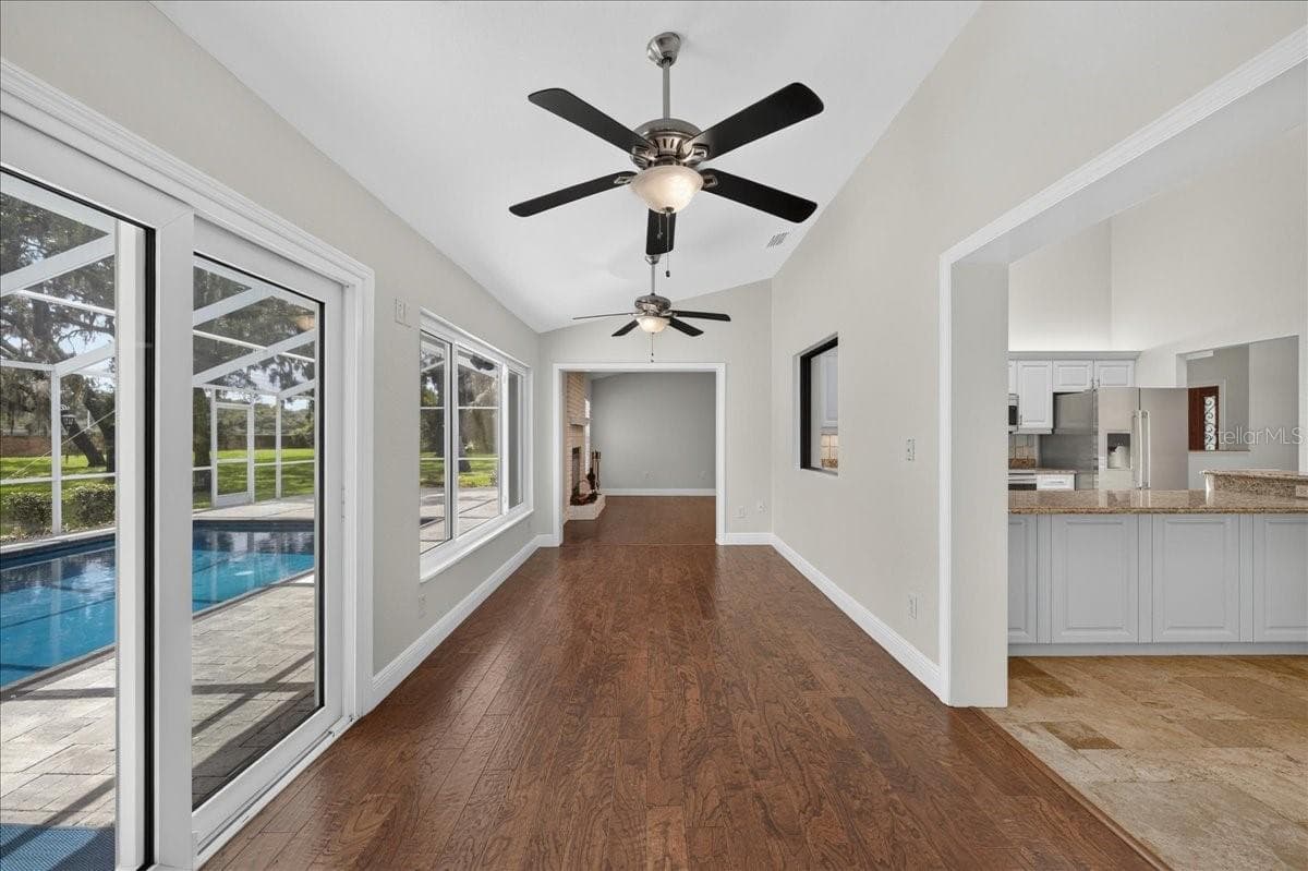 16754 CROSSBILL COURT — photo 13 of 59