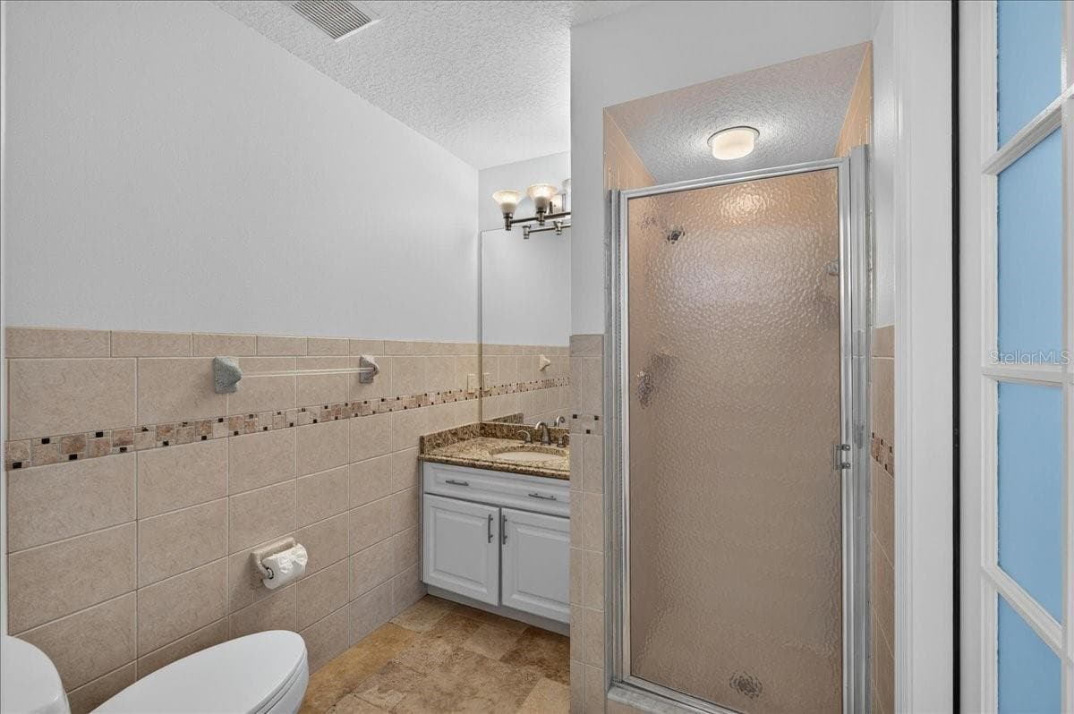 16754 CROSSBILL COURT — photo 36 of 59