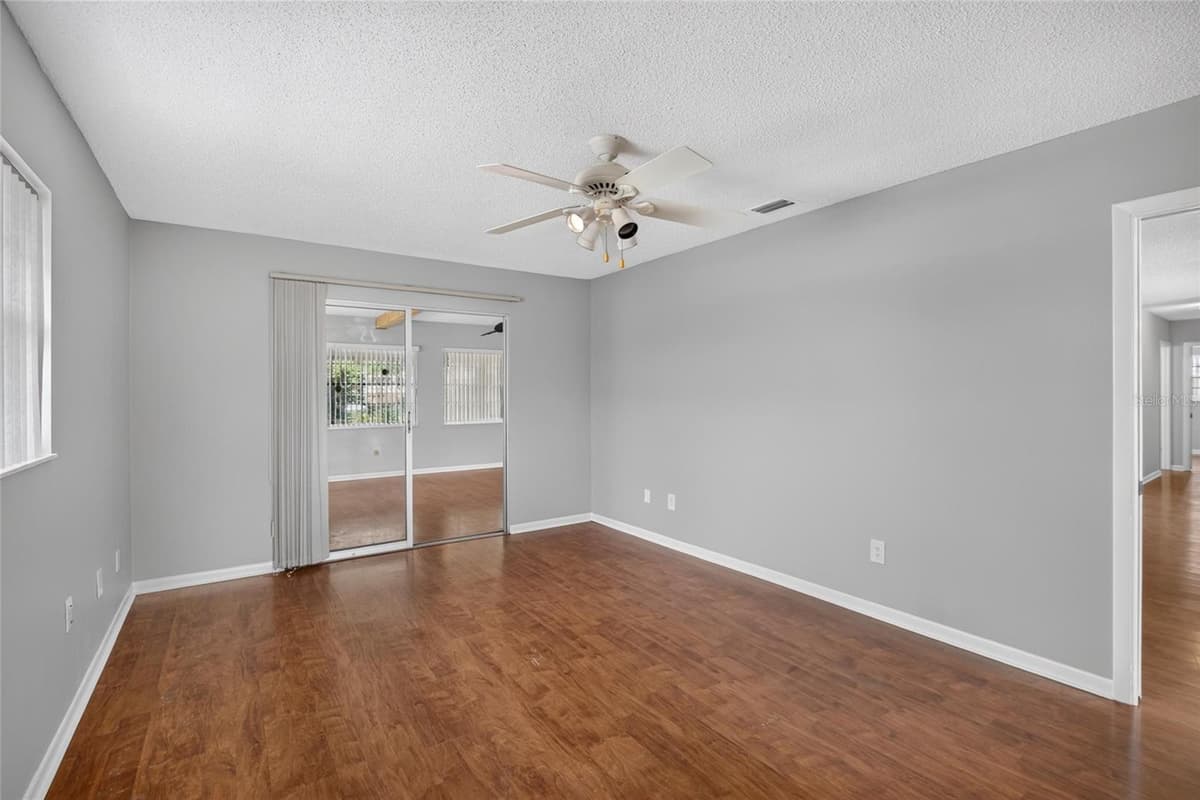 1244 DEL WEBB BOULEVARD — photo 27 of 60