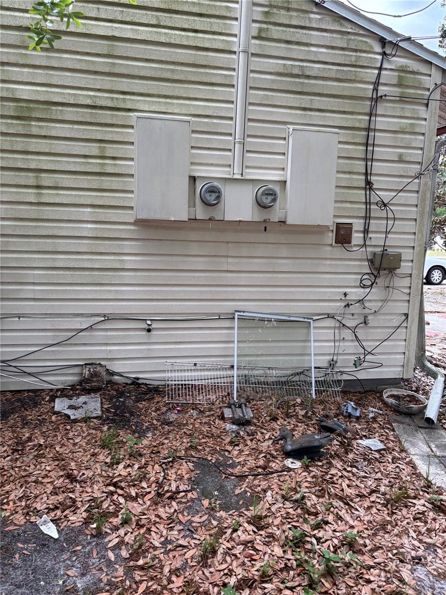 638 & 640 PALMETTO AVENUE — photo 4 of 4
