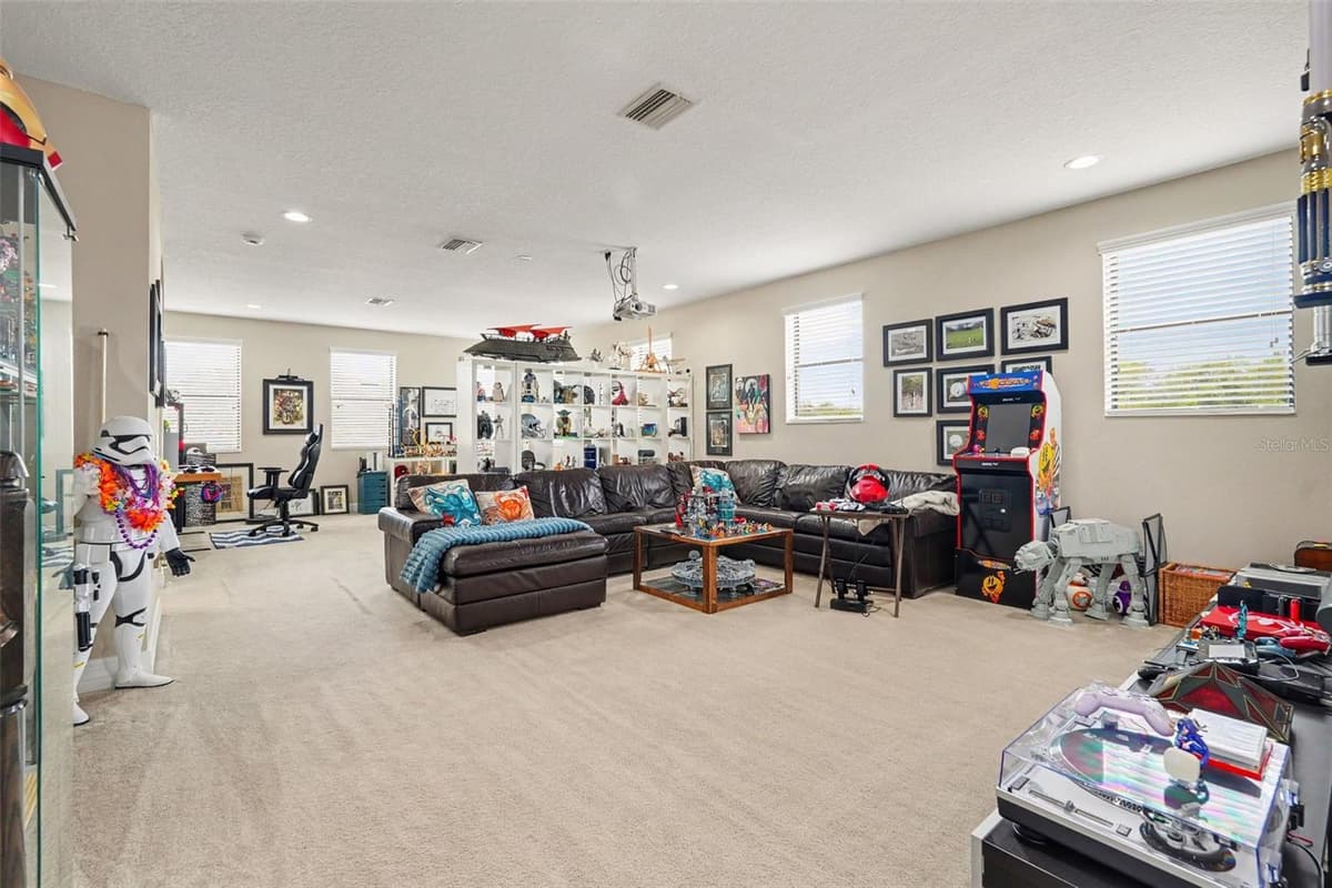 7110 REDROOT COURT — photo 14 of 33