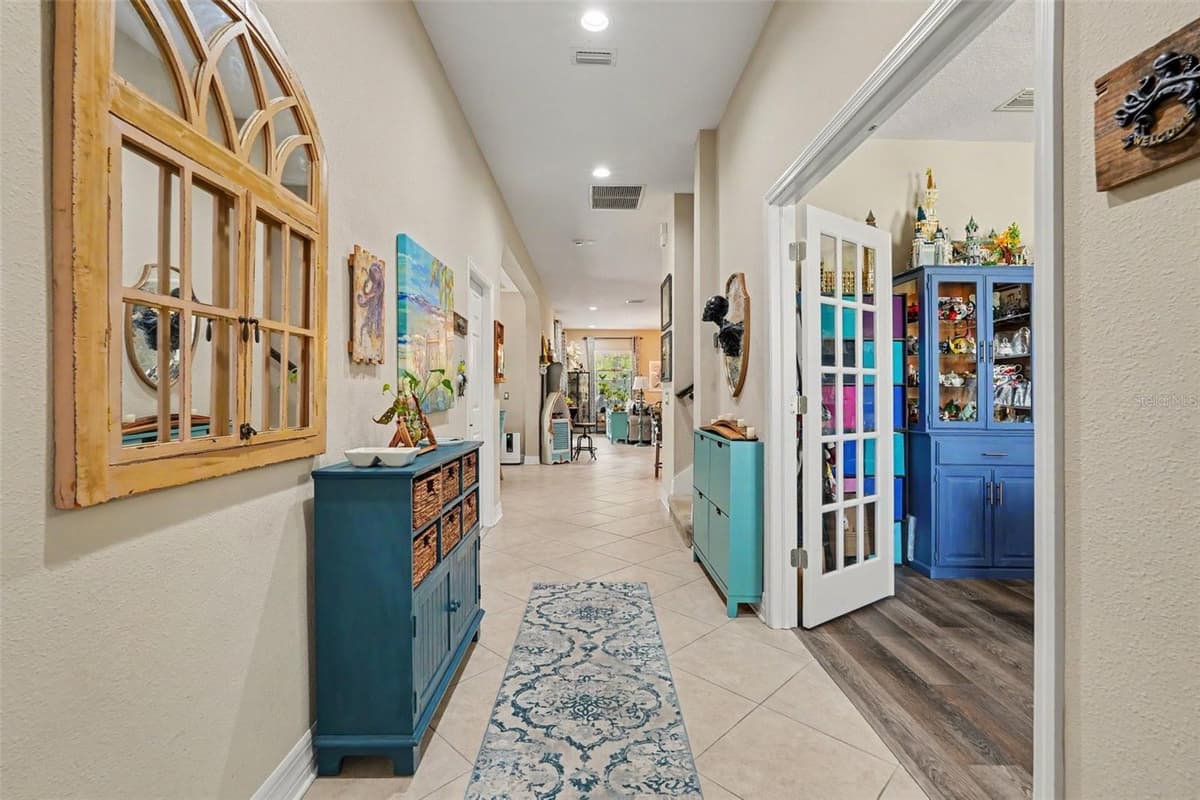 7110 REDROOT COURT — photo 4 of 33