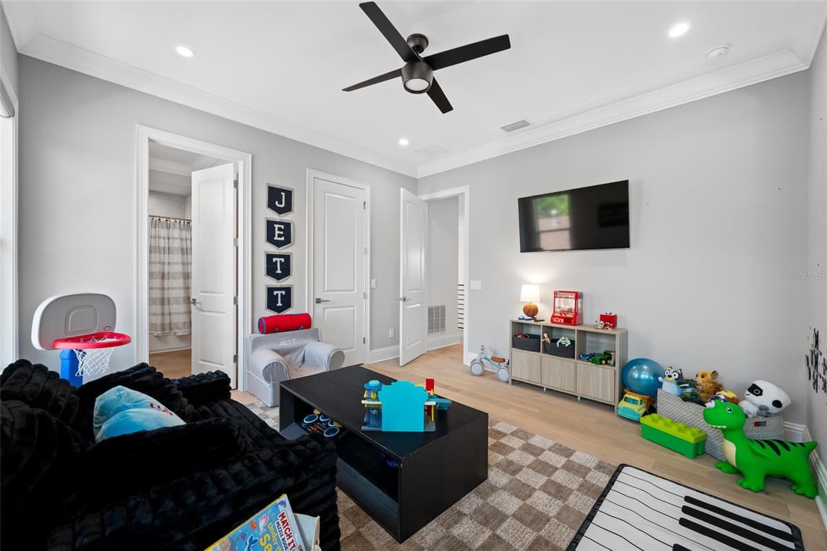 2623 PARKVIEW STREET — photo 88 of 98