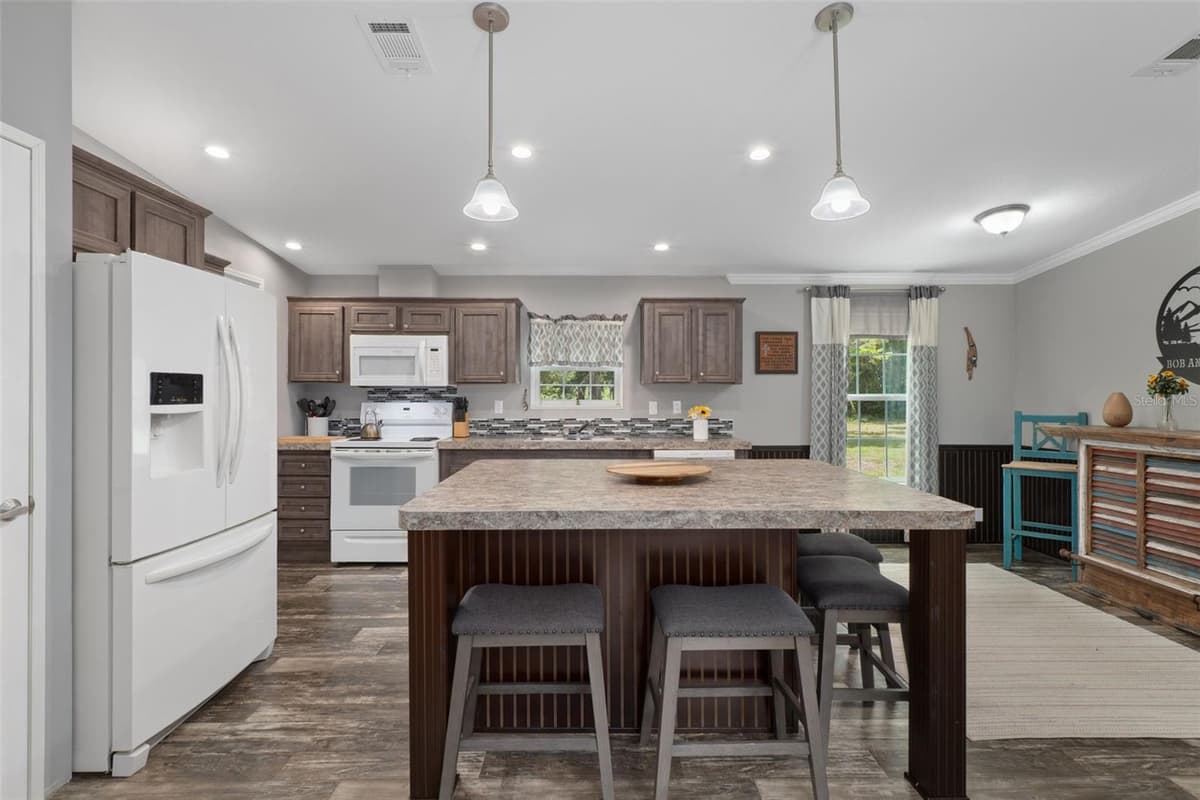 840 OBRIEN POINT — photo 12 of 54