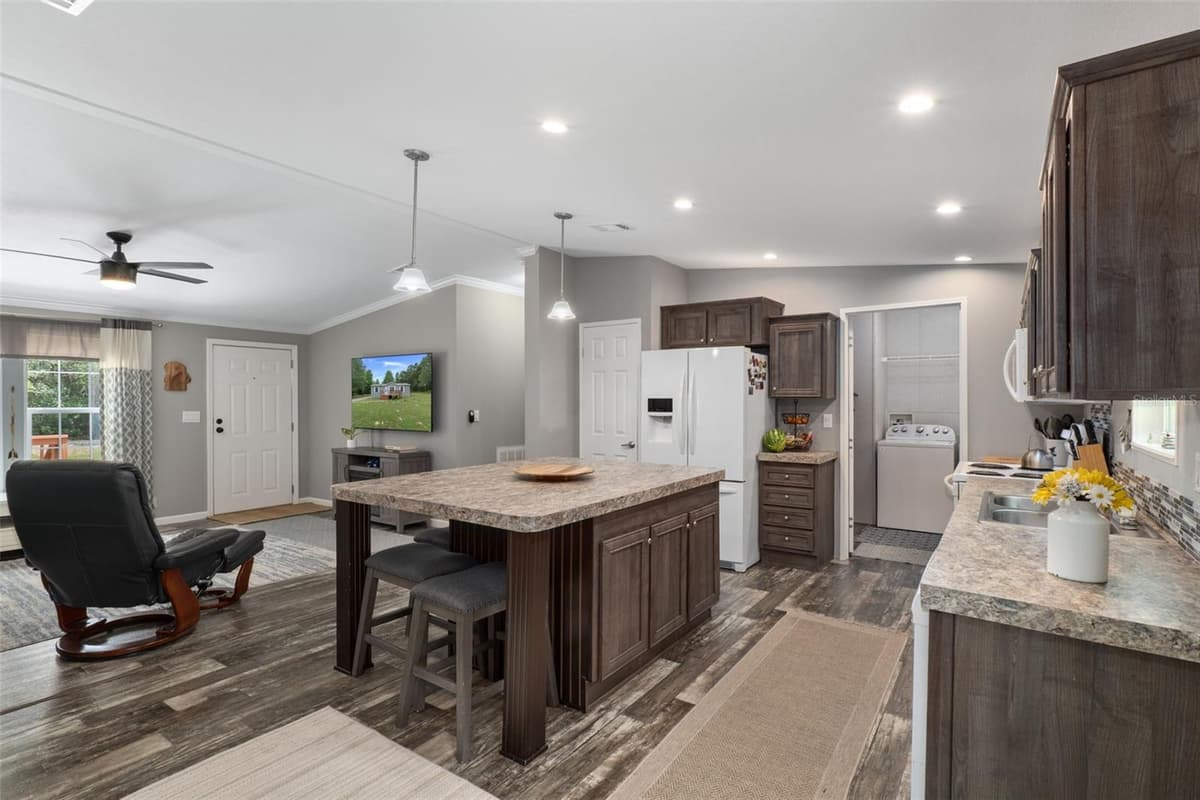840 OBRIEN POINT — photo 15 of 54