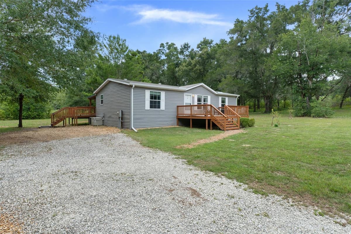840 OBRIEN POINT — photo 3 of 54
