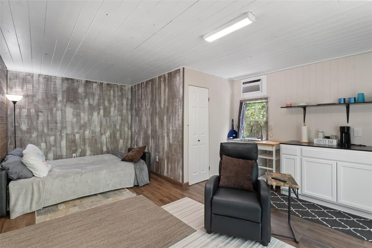 840 OBRIEN POINT — photo 36 of 54