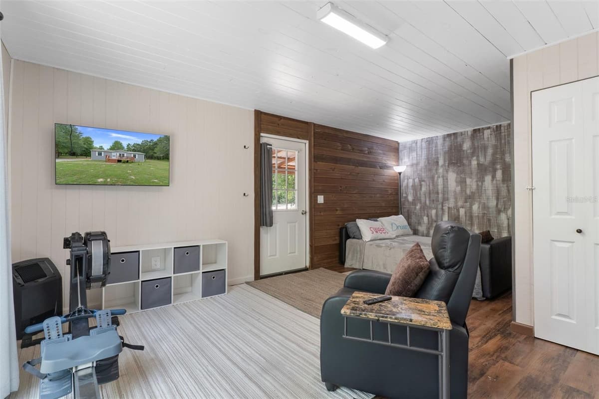 840 OBRIEN POINT — photo 37 of 54