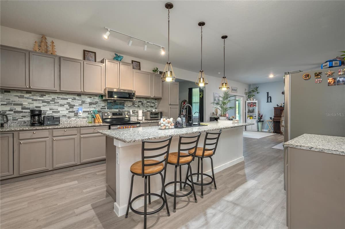 182 WOODSTORK WAY — photo 9 of 71