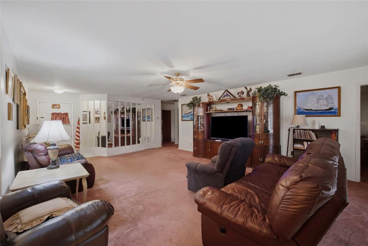 5970 SOUTHWIND DRIVE — photo 8 of 30