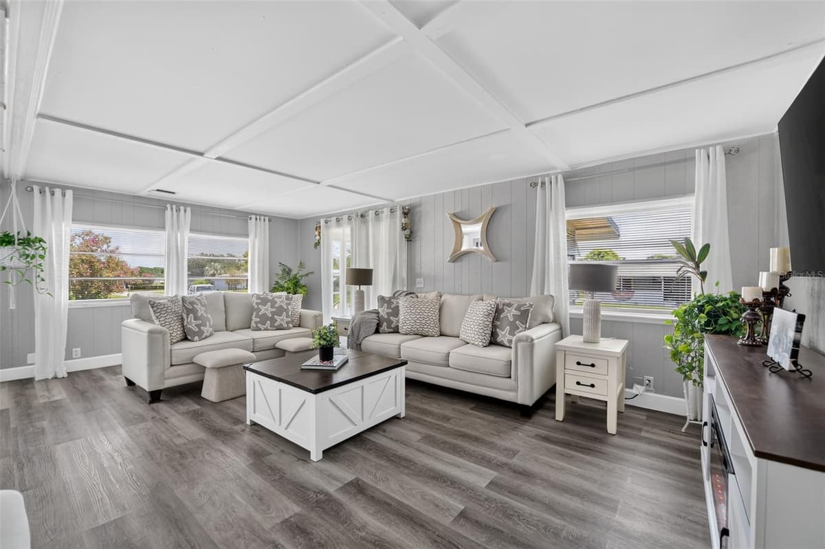 3712 CITRUS CIRCLE — photo 11 of 40