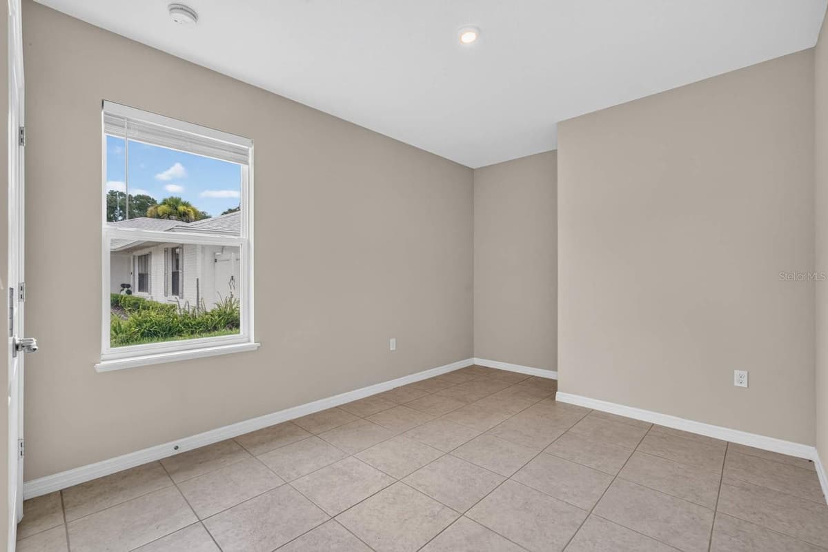 2323 FERN PALM DRIVE — photo 23 of 44
