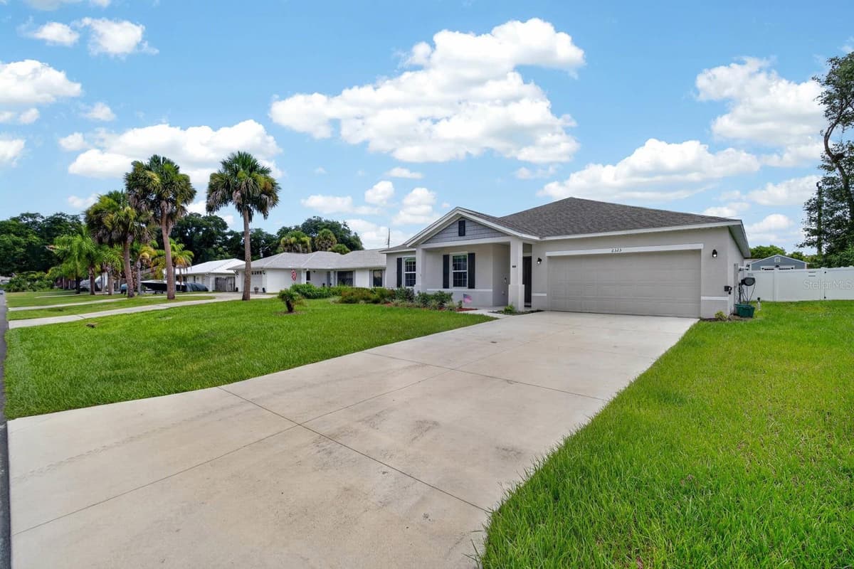 2323 FERN PALM DRIVE — photo 35 of 44