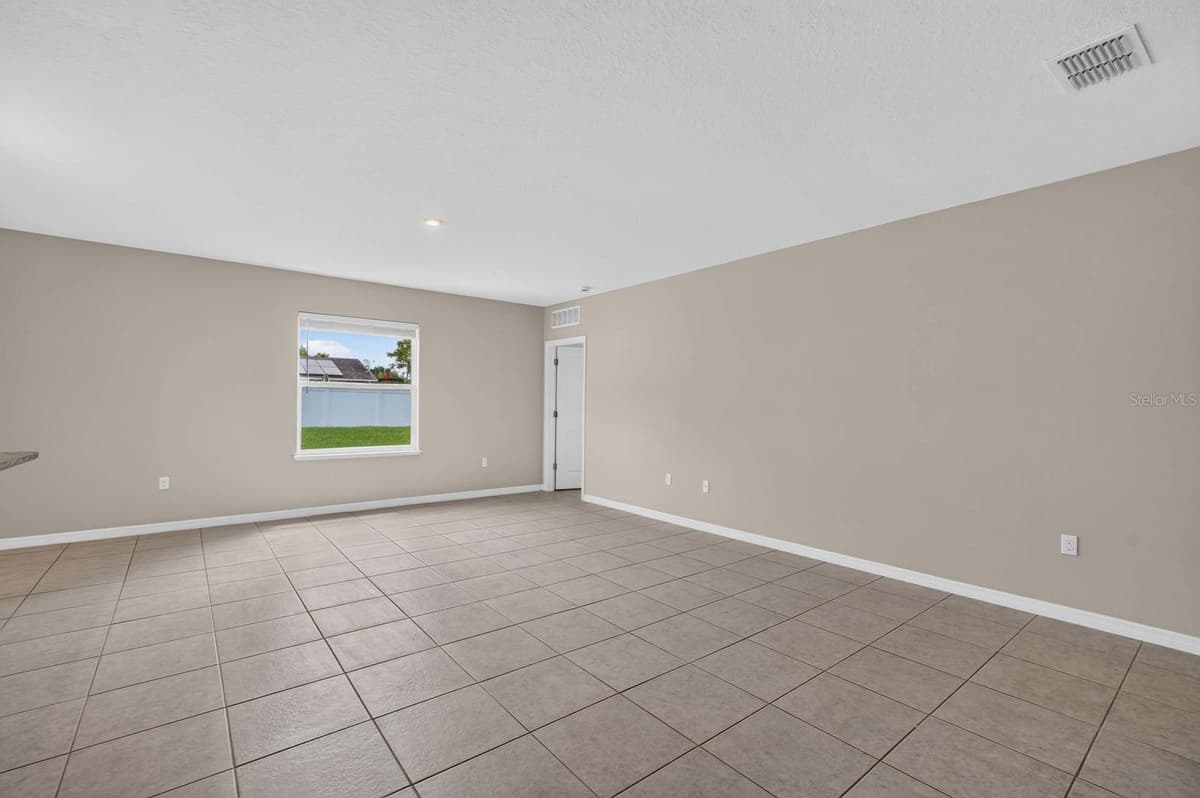 2323 FERN PALM DRIVE — photo 3 of 44