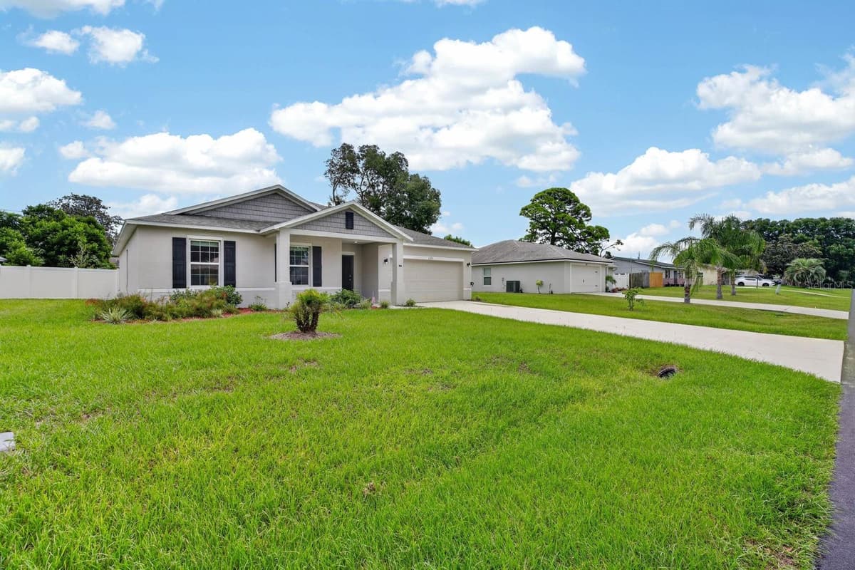 2323 FERN PALM DRIVE — photo 34 of 44