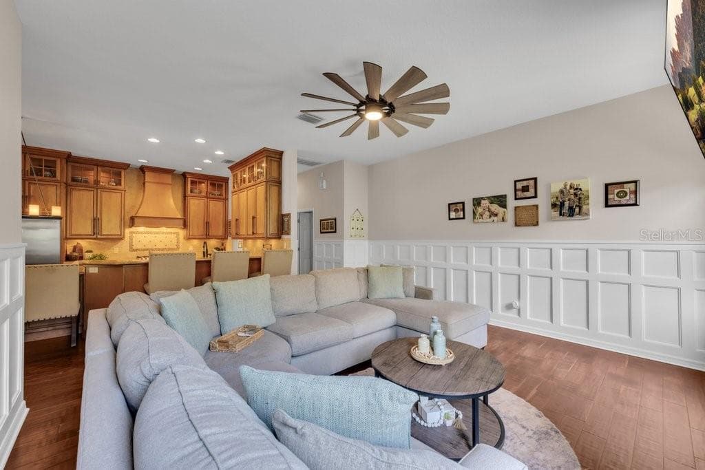 5967 JAEGERGLEN DRIVE — photo 15 of 66