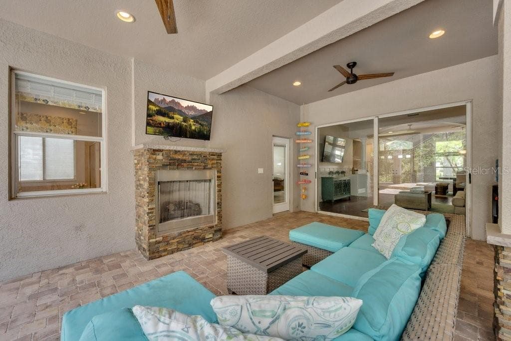 5967 JAEGERGLEN DRIVE — photo 37 of 66