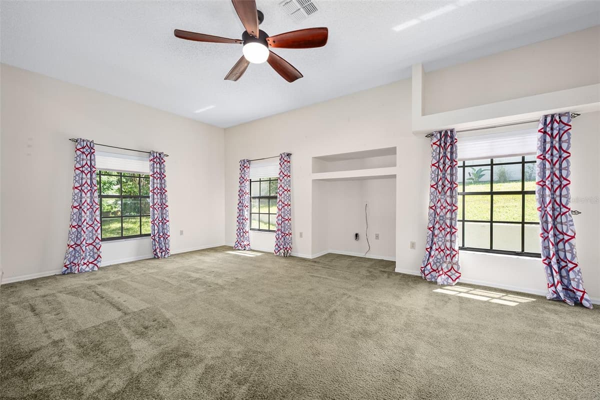1837 GLANCY DRIVE — photo 12 of 29