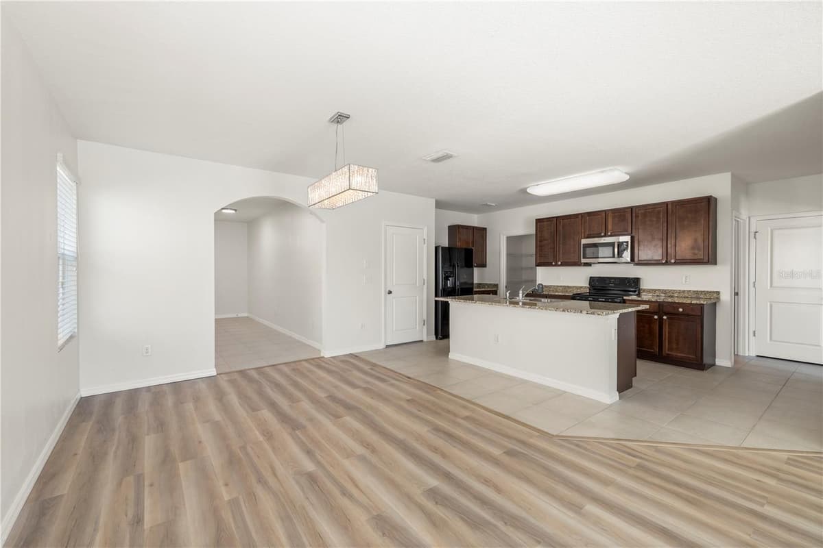 7789 TUSCAN BAY CIRCLE — photo 10 of 74