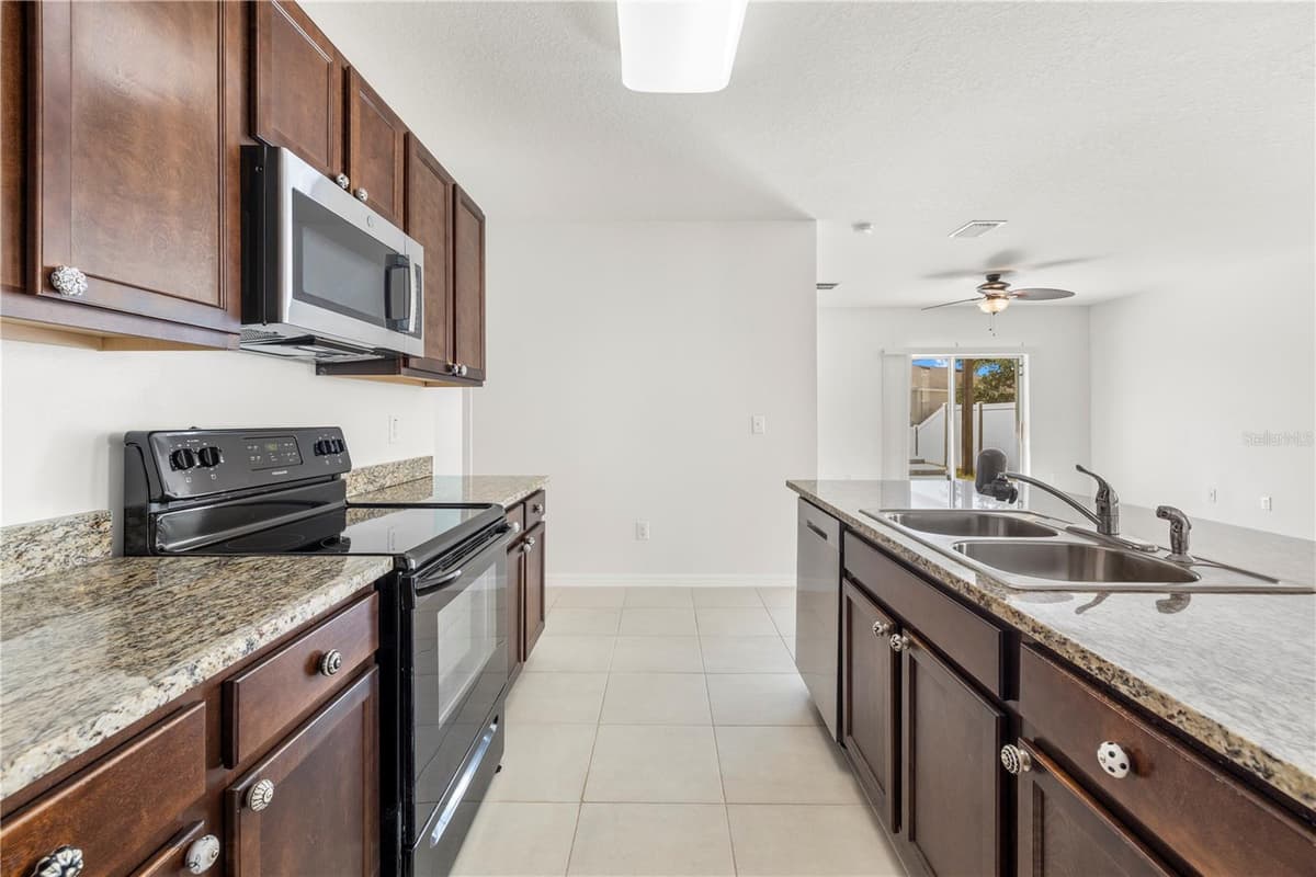 7789 TUSCAN BAY CIRCLE — photo 16 of 74