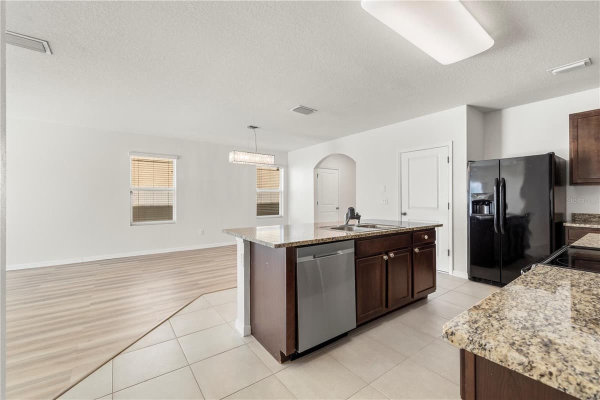 7789 TUSCAN BAY CIRCLE — photo 19 of 74