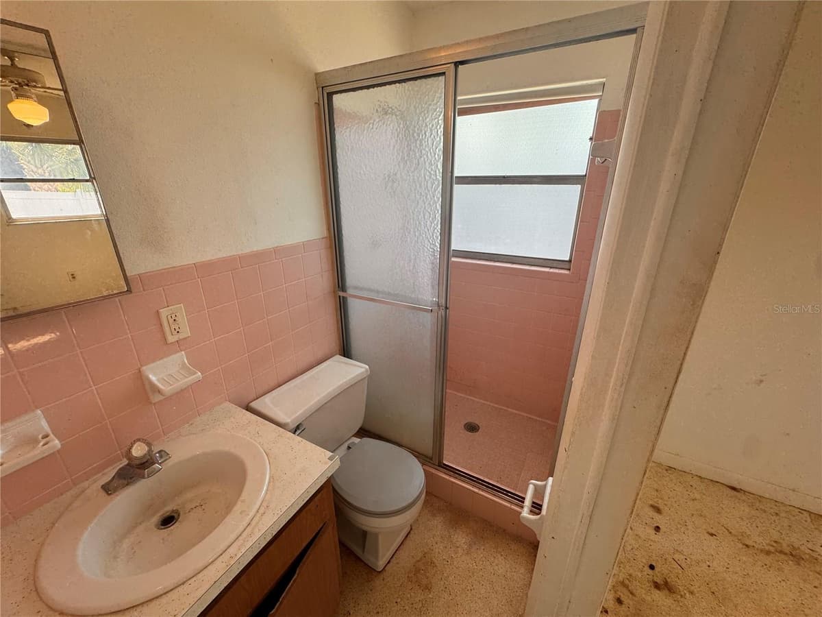 12400 PARK BOULEVARD — photo 8 of 18
