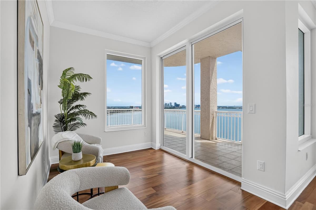 3507 BAYSHORE BOULEVARD — photo 5 of 33