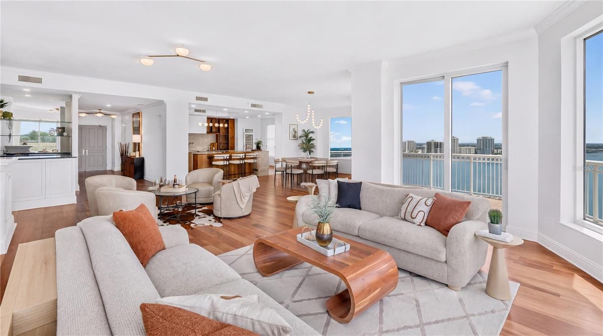 3507 BAYSHORE BOULEVARD — photo 3 of 33