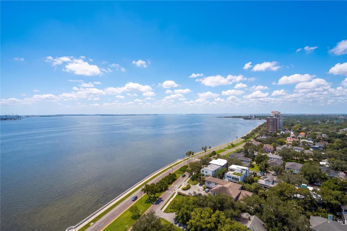 3507 BAYSHORE BOULEVARD — photo 32 of 33