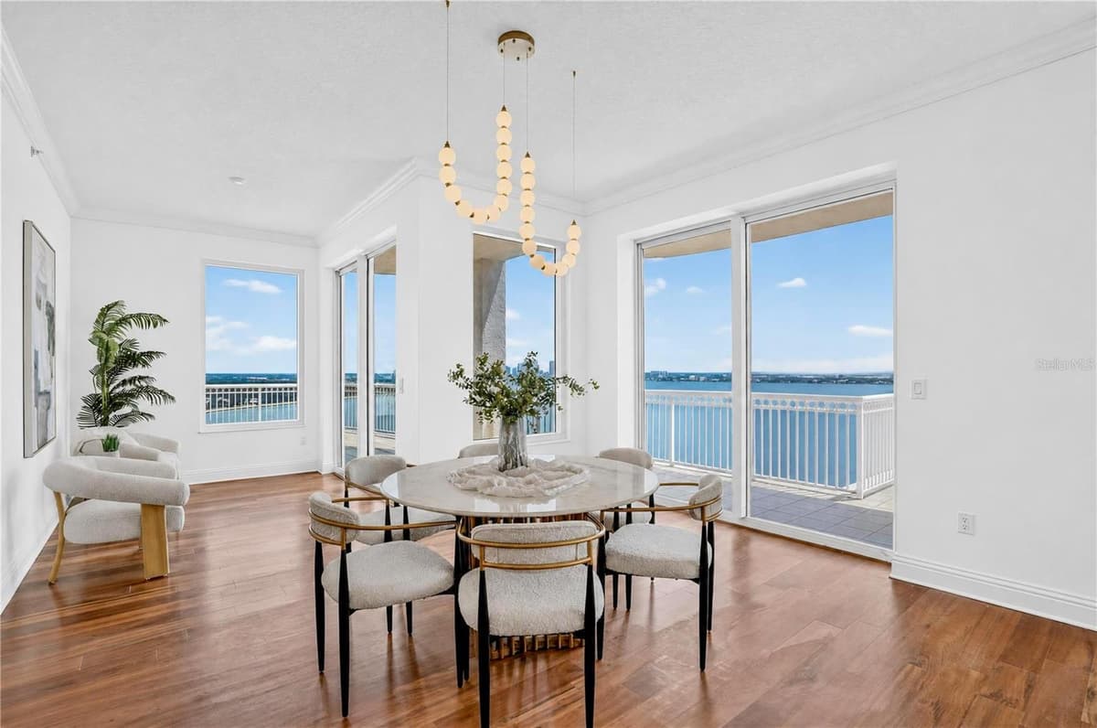 3507 BAYSHORE BOULEVARD — photo 4 of 33