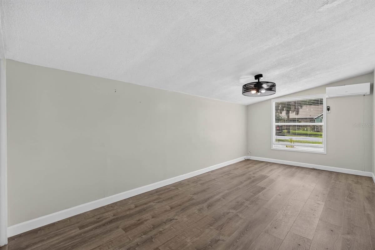 94 ROGERS PARK DRIVE — photo 16 of 36