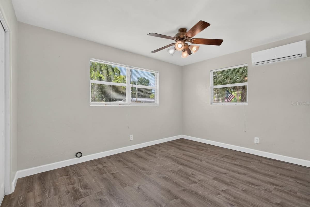 94 ROGERS PARK DRIVE — photo 21 of 36