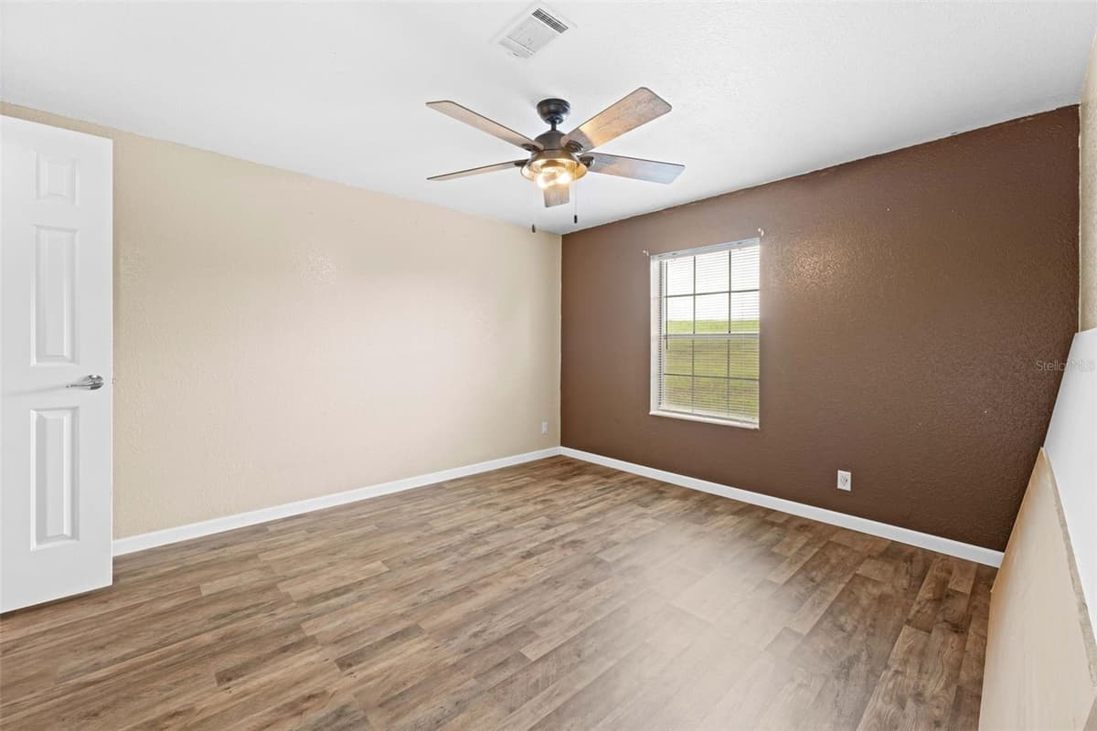 33320 LARKIN ROAD — photo 41 of 60