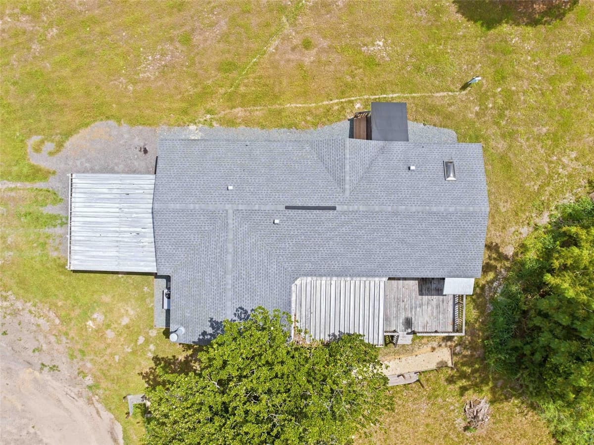 33320 LARKIN ROAD — photo 45 of 60
